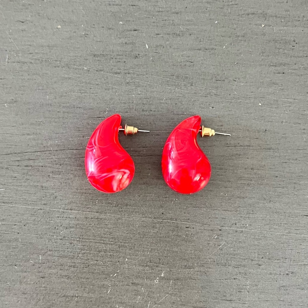 Red Cherry Acrylic Tear Drop Shape Water Droplet Marbled Lightweight 1" Earrings
